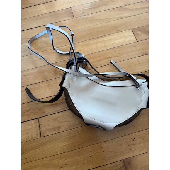 10.03.53 crossbody half moon cream colored bag - Picture 4 of 7